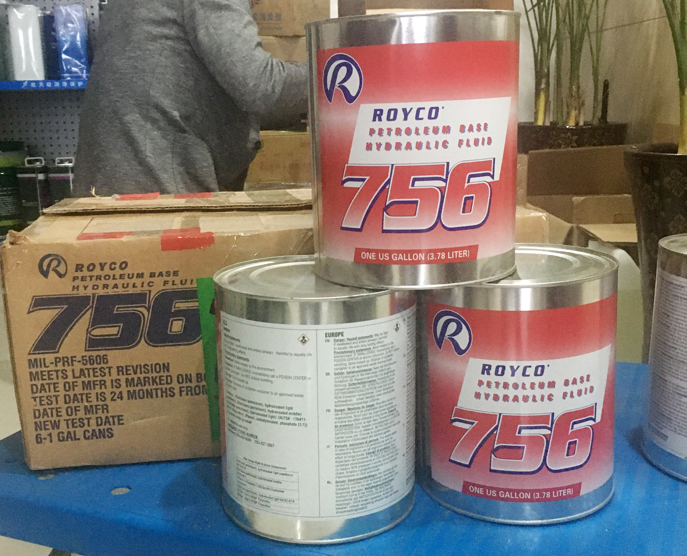 ROYCO 756航空液压油的特性与用途